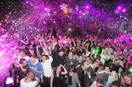 MEGA NEIGE PARTY  - Complexe Captain